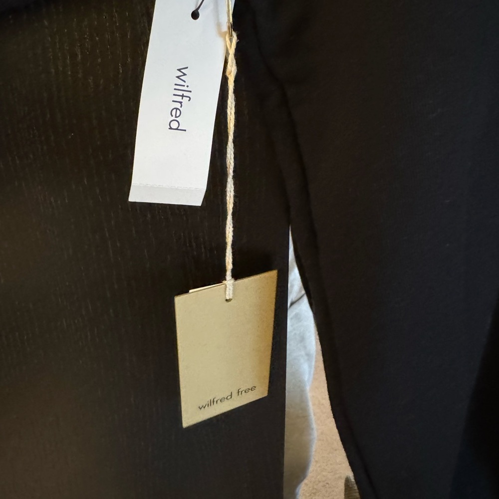 Wilfred Oversized Crew - Picture 7 of 9